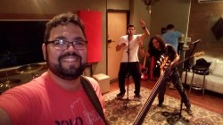 São Paulo - Violão - gosta de Folk procurando por Bateria