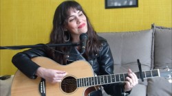 Belo Horizonte - Vocalista - Soprano - gosta de R&B procurando por Bateria
