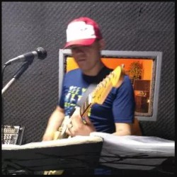 São Paulo - Guitarra base - gosta de Reggae procurando por Bateria