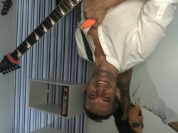 Praia Grande - Guitarra base - gosta de Rock-Clássico procurando por Bateria