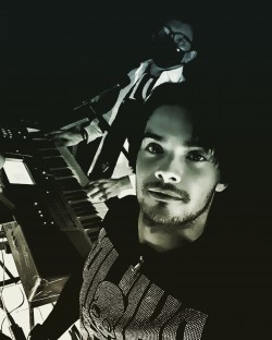 São Paulo - Vocalista - Tenor - gosta de Acústico procurando por Teclado