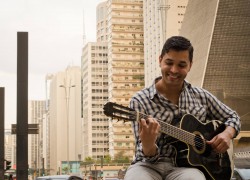 Guarulhos - Violão - gosta de Eletrônica procurando por Gaita