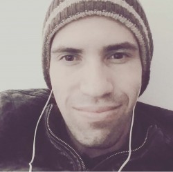 Mogi das Cruzes - Vocalista - Geral - gosta de Cover/Tributo procurando por Piano
