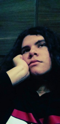 Contagem - Violão - gosta de Punk procurando por Bateria