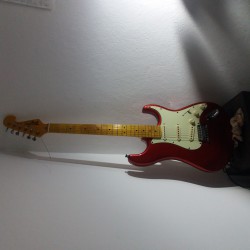 Novo Hamburgo - Guitarra base - gosta de Rock-Alternativo-/-Moderno procurando por Bateria