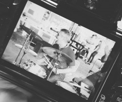 São José dos Campos - Bateria - gosta de Acústico procurando por Contrabaixo
