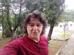 São Paulo - Guitarra base - gosta de Rock-Clássico procurando por Contrabaixo