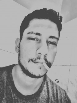 Rio de Janeiro - Vocalista - Geral - gosta de Cover/Tributo procurando por Bateria