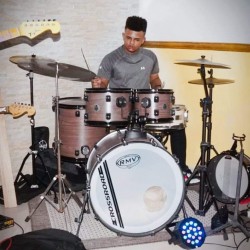 Mauá - Bateria - gosta de Cristão-Contemporâneo procurando por Bateria