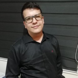 Belo Horizonte - Vocalista - Tenor - gosta de Cristão-Contemporâneo procurando por Bateria