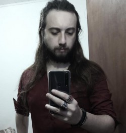 Mogi das Cruzes - Guitarra base - gosta de Rock-Alternativo-/-Moderno procurando por Bateria