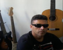 Belo Horizonte - Guitarra solo - gosta de Blues procurando por Bateria
