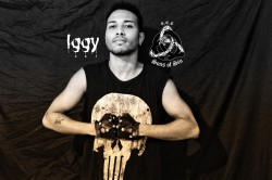 Campos dos Goytacazes - Vocalista - Geral - gosta de Heavy-Metal procurando por Contrabaixo