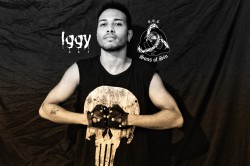 Campos dos Goytacazes -  - gosta de Heavy-Metal procurando por Contrabaixo