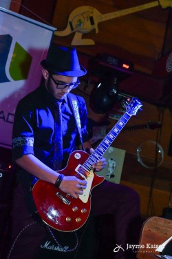 Itapema - Guitarra base - gosta de Acústico procurando por Bateria