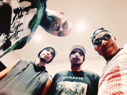 Nova Iguaçu - Vocalista - Geral - gosta de Rock-Alternativo-/-Moderno procurando por Bateria