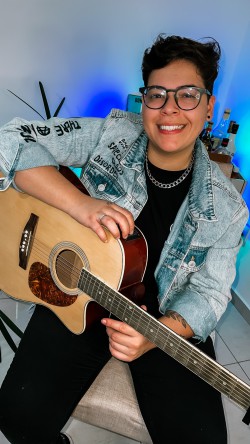 Sumaré - Vocalista - Geral - gosta de Cover/Tributo procurando por Violão