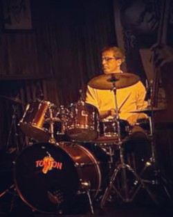 Osasco - Bateria - gosta de Jazz procurando por Contrabaixo