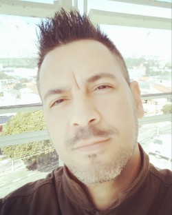 Guarulhos - Violão - gosta de Acústico procurando por Contrabaixo