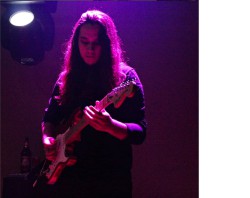 Belo Horizonte - Guitarra base - gosta de Rock-Clássico procurando por Guitarra-base
