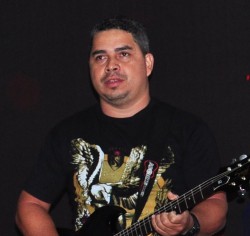 Anápolis - Guitarra base - gosta de Acústico procurando por Bateria