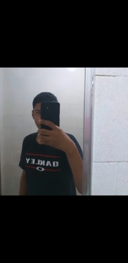 Campos dos Goytacazes - Violão - gosta de Cover/Tributo procurando por Bateria