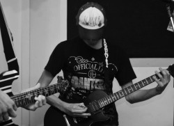 São José dos Pinhais - Guitarra base - gosta de Outros procurando por Acordeão
