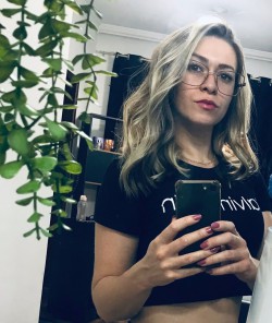 Maringá - Vocalista - Geral - gosta de Acústico procurando por Bateria