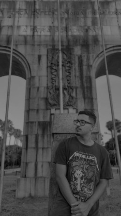 São Leopoldo - Guitarra base - gosta de Rock-Alternativo-/-Moderno procurando por Guitarra-base