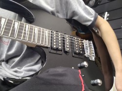Almirante Tamandaré - Guitarra base - gosta de Heavy-Metal procurando por Guitarra-base