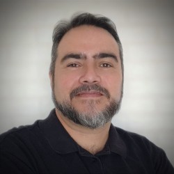 Jundiaí - Guitarra base - gosta de Rock-Clássico procurando por Bateria