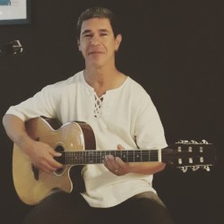 Osasco - Violão - gosta de Acústico procurando por Violão