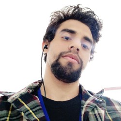 Goiânia - Guitarra base - gosta de Rock-Alternativo-/-Moderno procurando por Contrabaixo