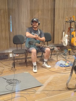 Itapevi - Guitarra base - gosta de Heavy-Metal procurando por Bateria