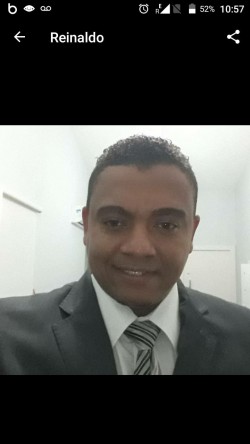 Florianópolis  - Vocalista - Tenor - gosta de Música-Clássica procurando por Teclado