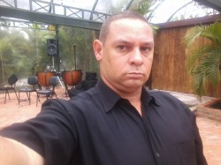 Sorocaba - Bateria - gosta de Punk procurando por Banjo