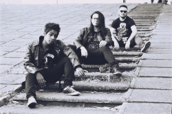 Brasília - Guitarra base - gosta de Música-Clássica procurando por Bateria